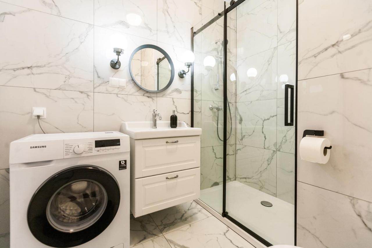 Vintage Sebastiana Apartment Krakow Bagian luar foto