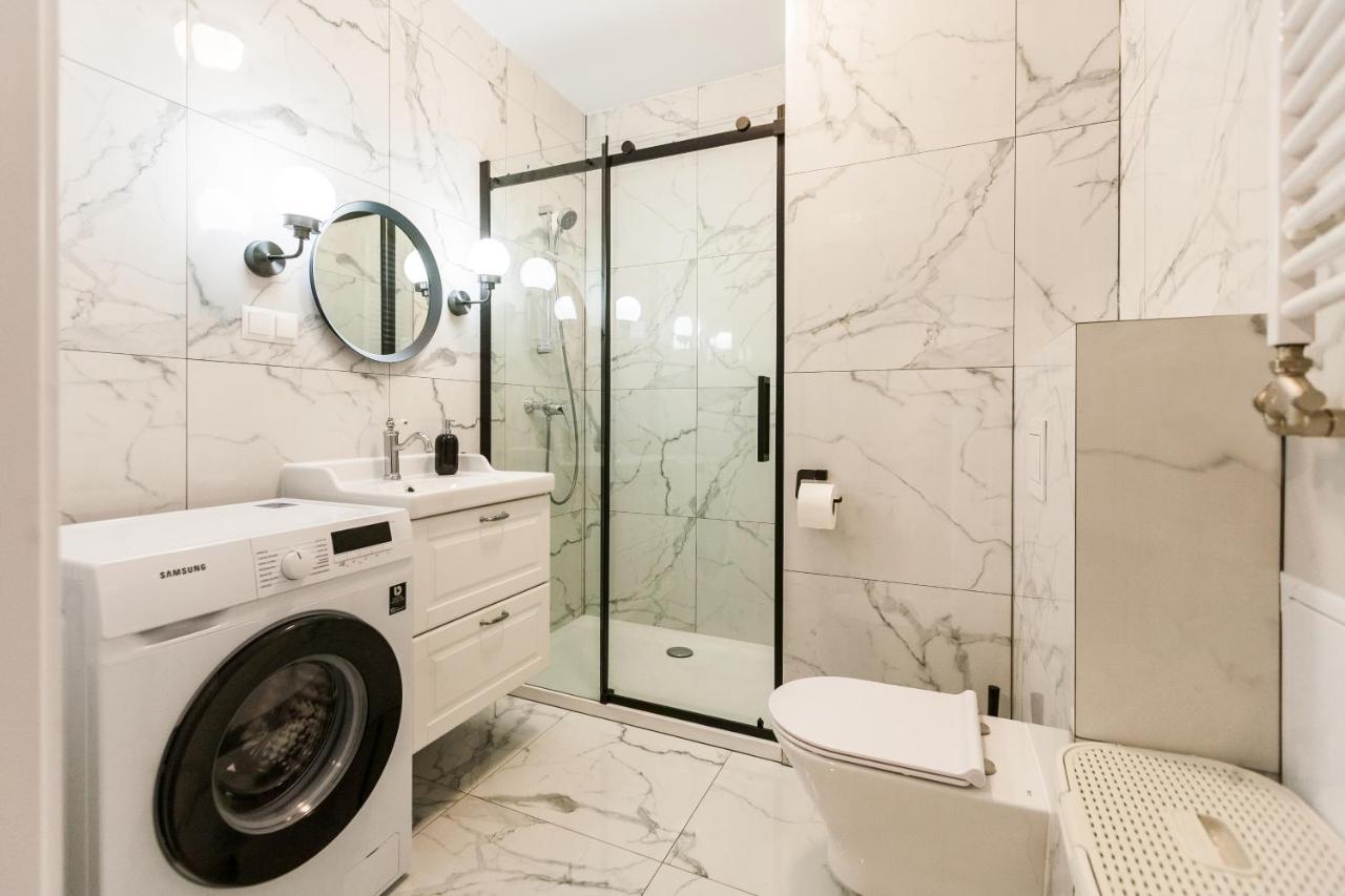 Vintage Sebastiana Apartment Krakow Bagian luar foto