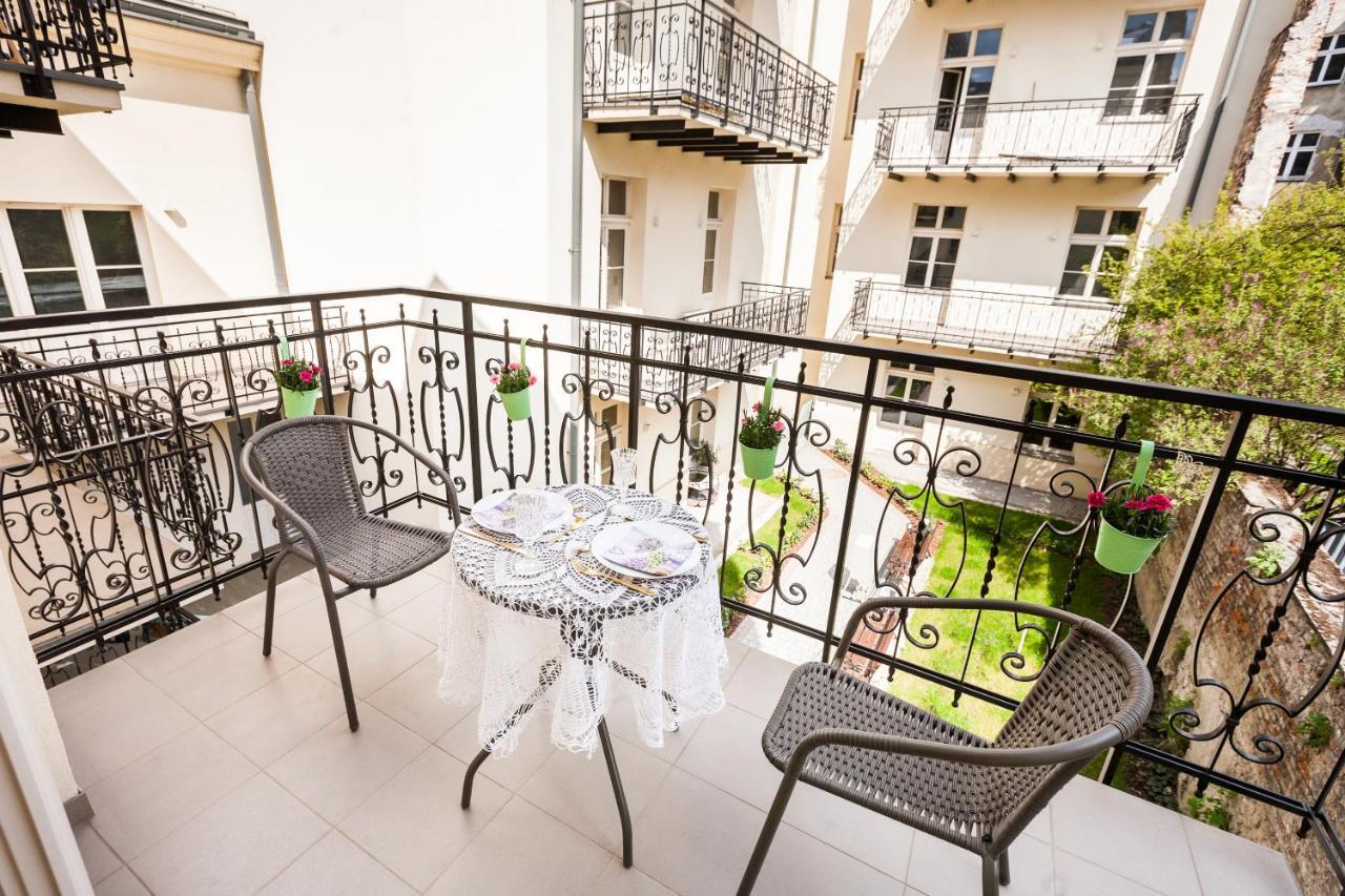 Vintage Sebastiana Apartment Krakow Bagian luar foto